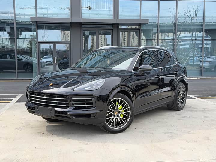 Фото 1 - Porsche Cayenne Hybrid