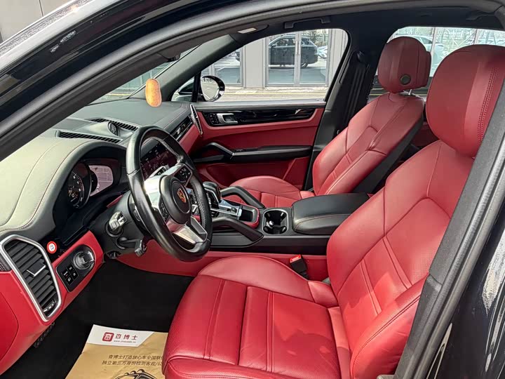 Фото 7 - Porsche Cayenne Hybrid