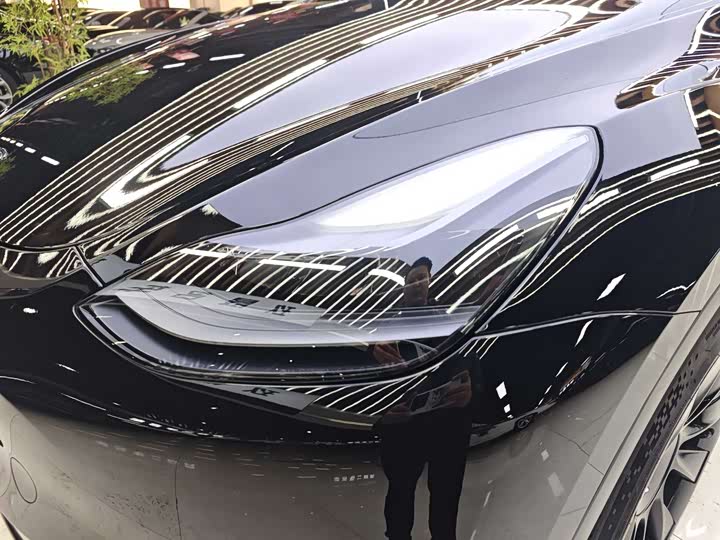 Фото 7 - Tesla Model Y