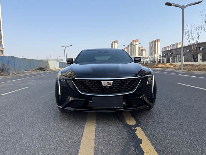 Фото 2 - Cadillac CT5