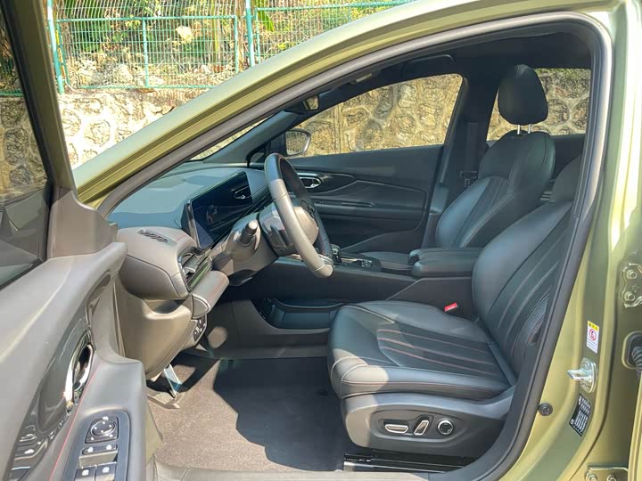 Фото 6 - GAC Trumpchi Empow R