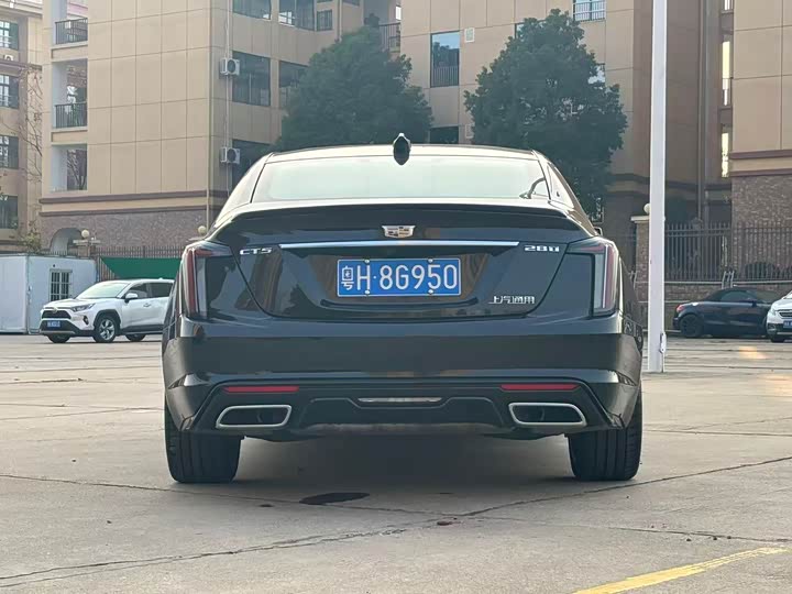 Фото 8 - Cadillac CT5