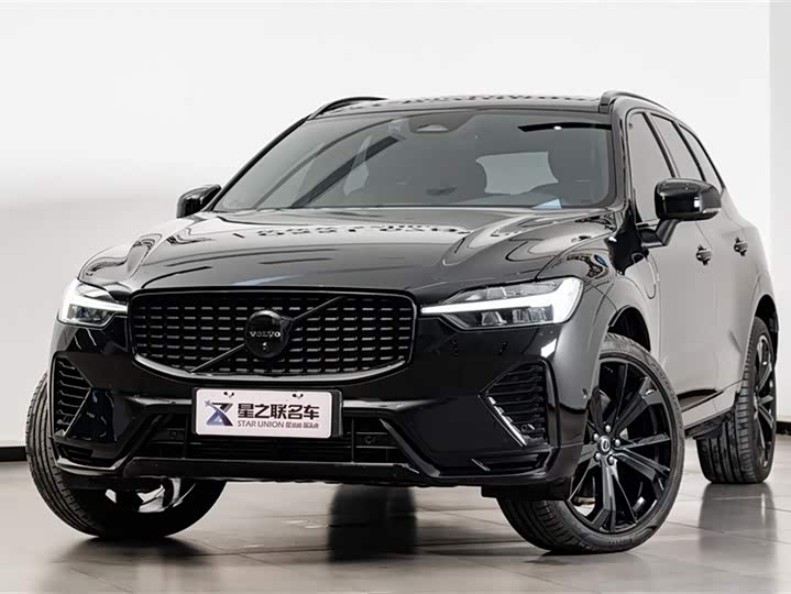 Фото 2 - Volvo XC60 Hybrid