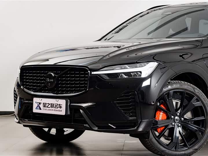 Фото 3 - Volvo XC60 Hybrid
