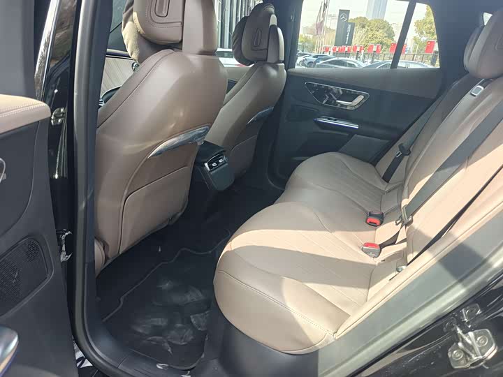 Фото 4 - Mercedes-Benz EQE SUV