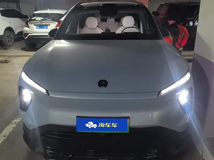 Фото 2 - Nio ES6