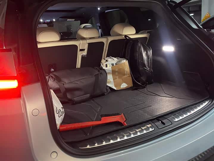 Фото 4 - Nio ES6