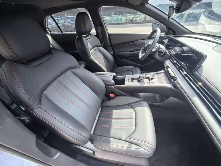 Фото 9 - GAC Trumpchi Empow R