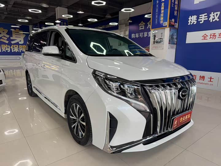 Фото 3 - GAC Trumpchi M8