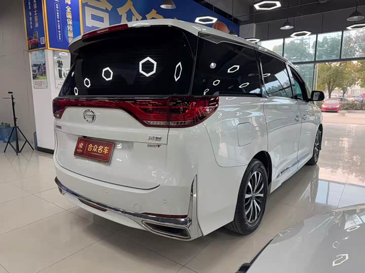 Фото 9 - GAC Trumpchi M8