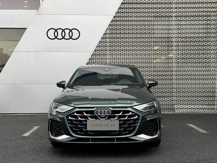 Фото 2 - Audi A3