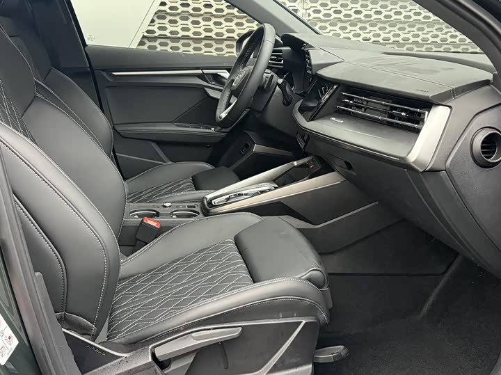 Фото 9 - Audi A3