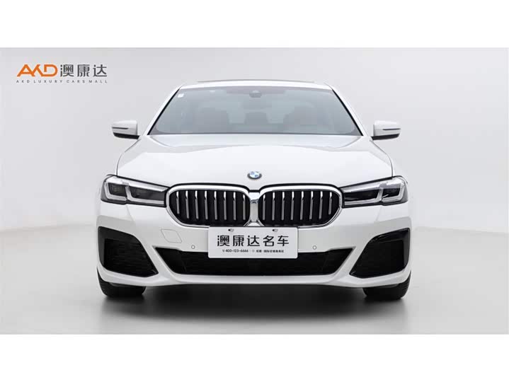 Фото 2 - BMW 5 Series
