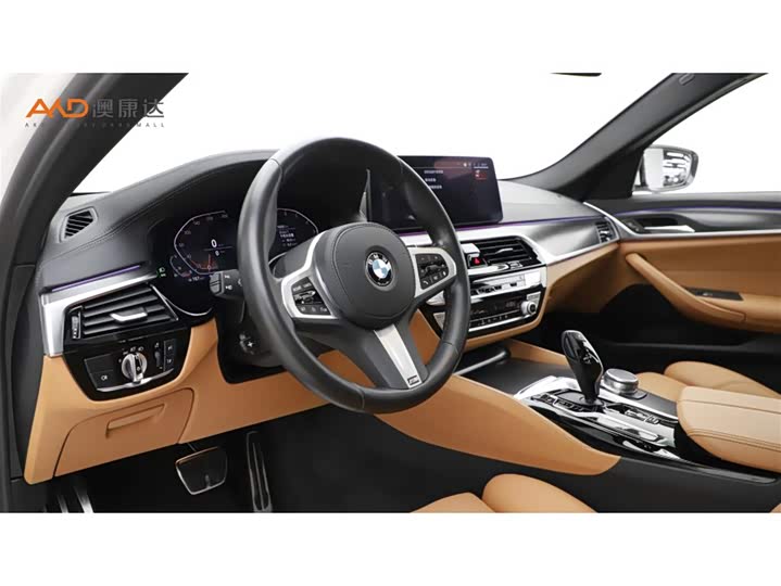 Фото 6 - BMW 5 Series