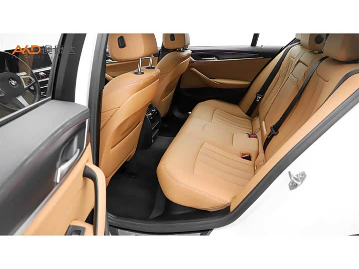 Фото 7 - BMW 5 Series