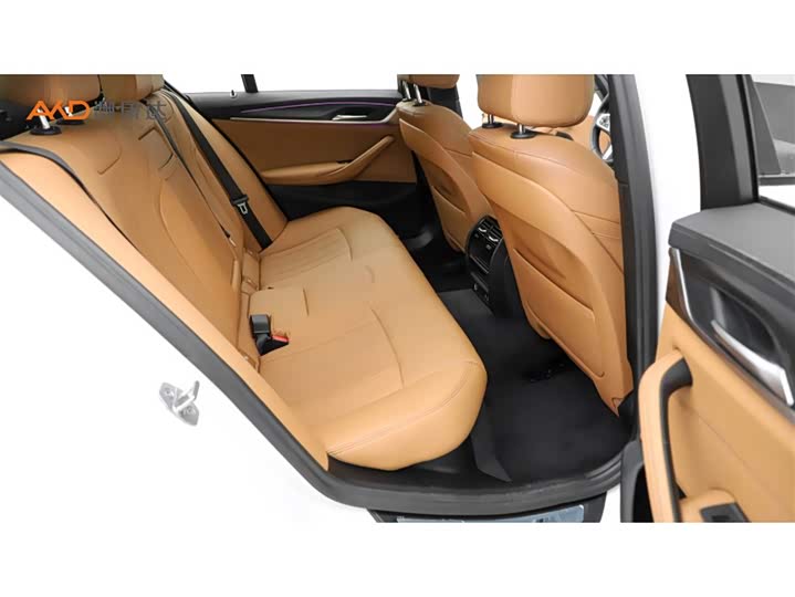 Фото 8 - BMW 5 Series