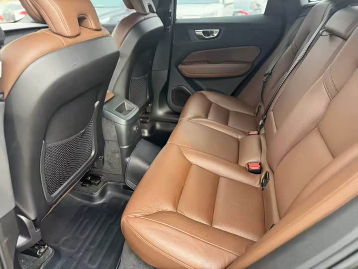 Фото 6 - Volvo XC60 Hybrid