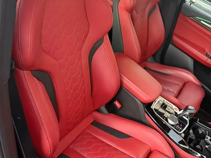 Фото 2 - BMW X4 M