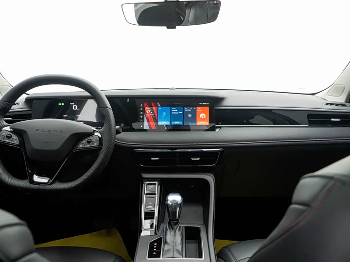 Фото 7 - Roewe i5