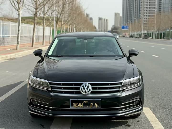 Фото 2 - Volkswagen Phideon