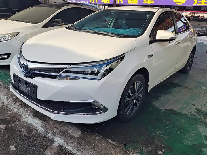 Фото 1 - Toyota Corolla Hybrid