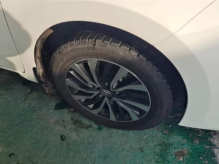 Фото 6 - Toyota Corolla Hybrid