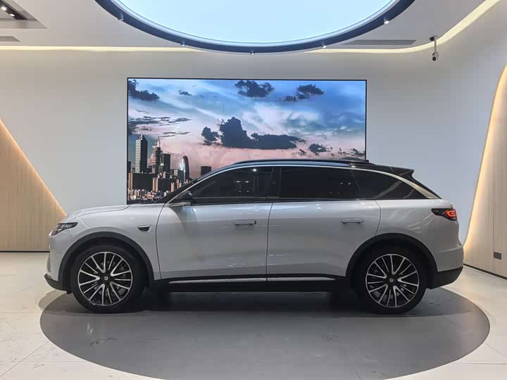 Фото 2 - Leapmotor C11