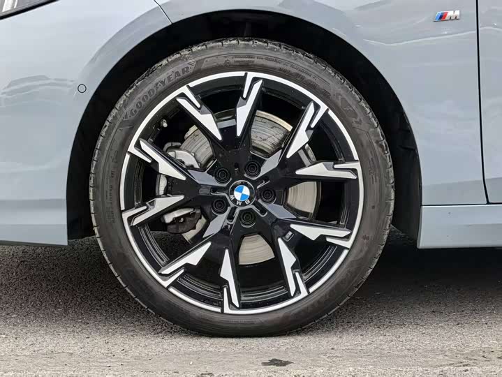Фото 4 - BMW 2 Series
