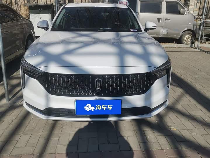 Фото 2 - Bestune B70