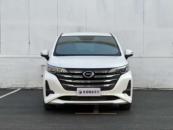 Фото 2 - GAC Trumpchi M6