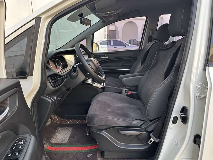 Фото 4 - GAC Trumpchi M6