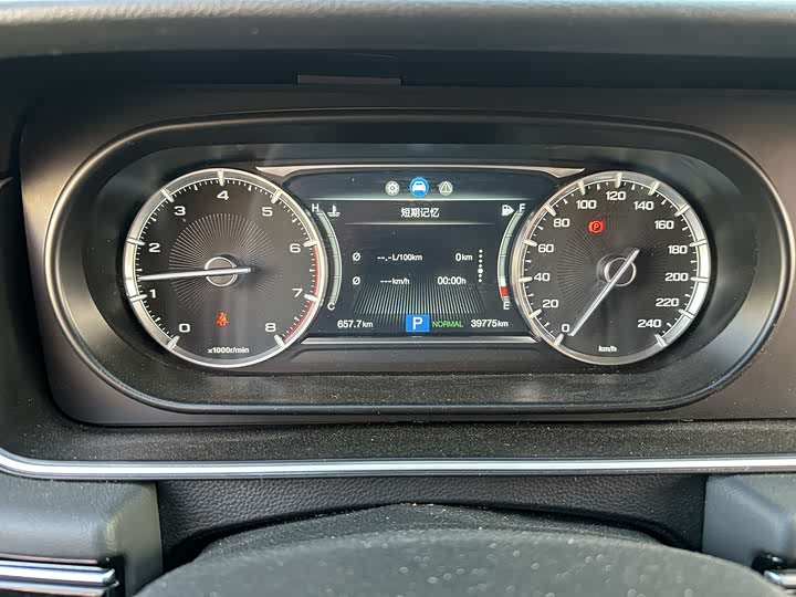 Фото 5 - GAC Trumpchi M6