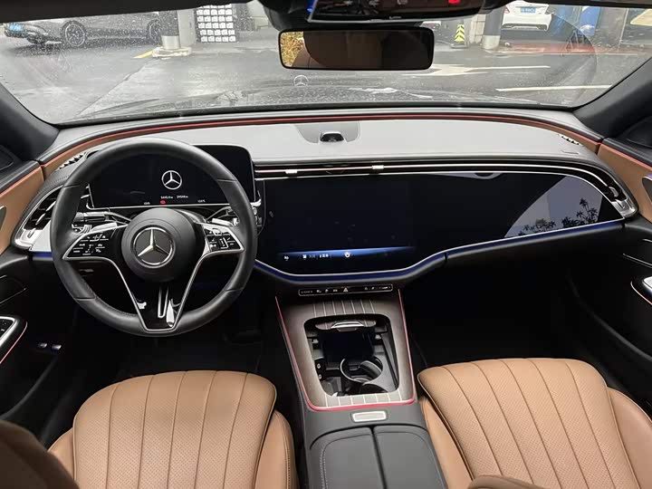 Фото 8 - Mercedes-Benz E-Class Hybrid