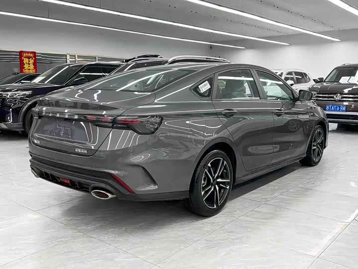 Фото 4 - Geely Binrui