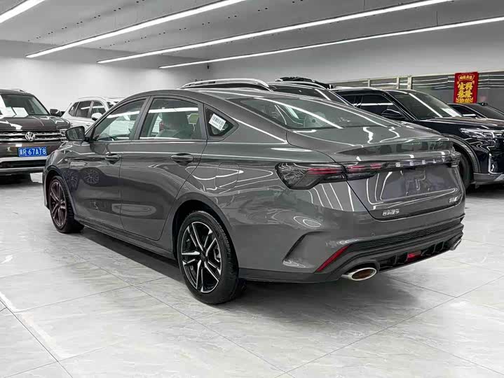 Фото 6 - Geely Binrui