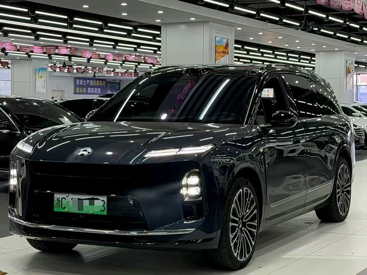 Фото 1 - Nio ES8