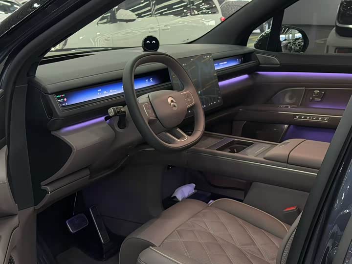 Фото 2 - Nio ES8