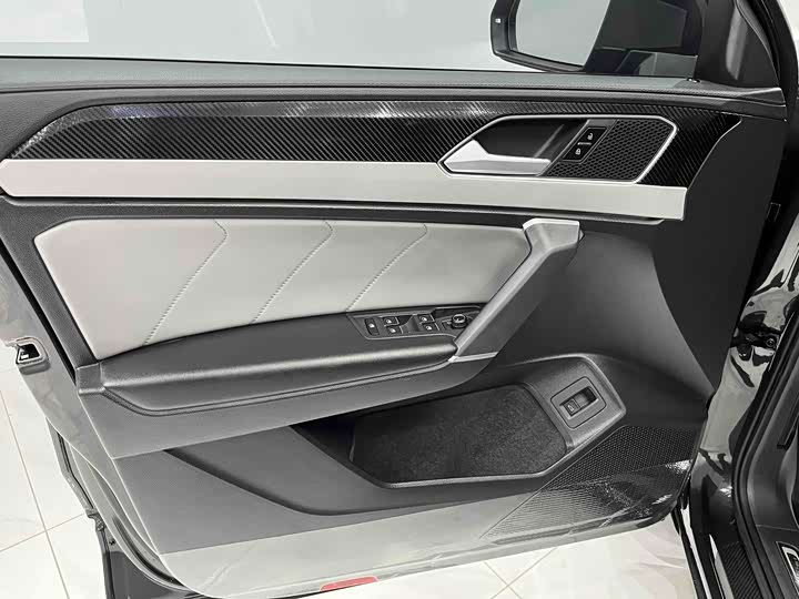 Фото 7 - Volkswagen Tayron