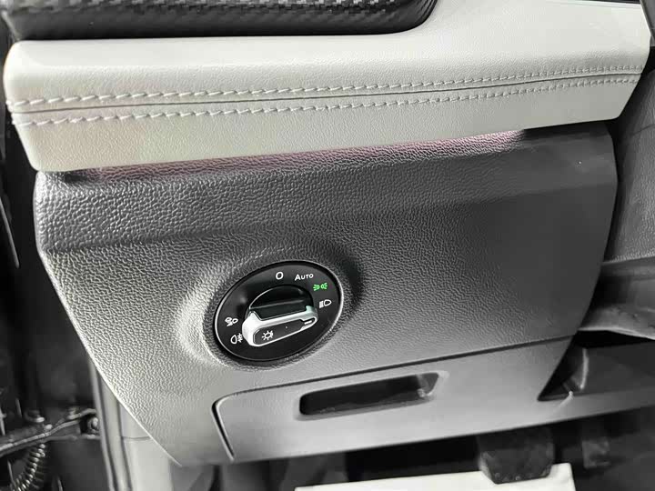 Фото 9 - Volkswagen Tayron