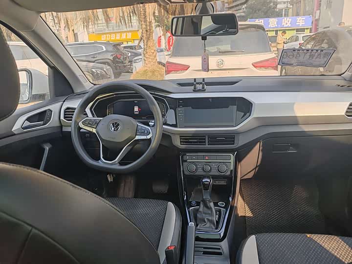 Фото 6 - Volkswagen Tacqua