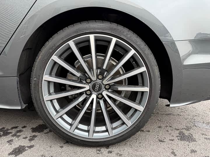 Фото 9 - Audi A5