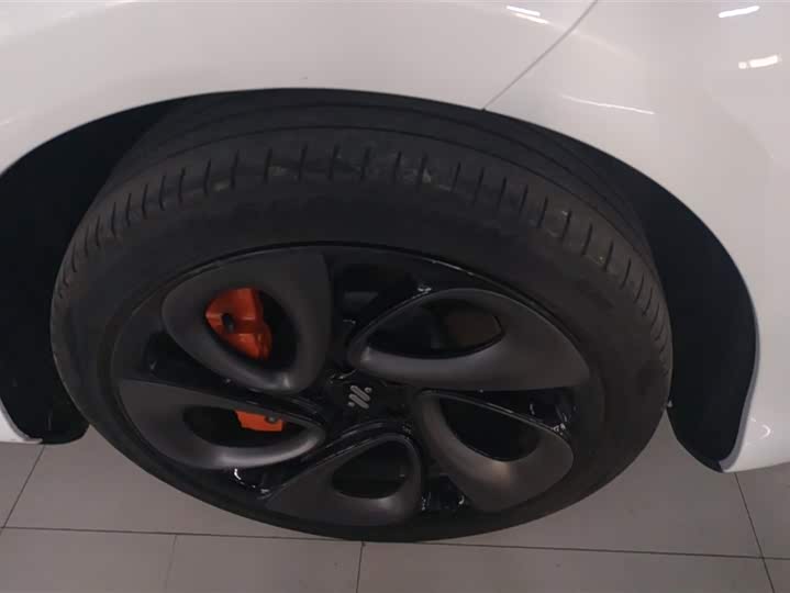 Фото 6 - IM motors LS6