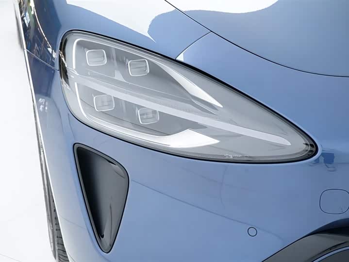 Фото 7 - Xiaomi SU7