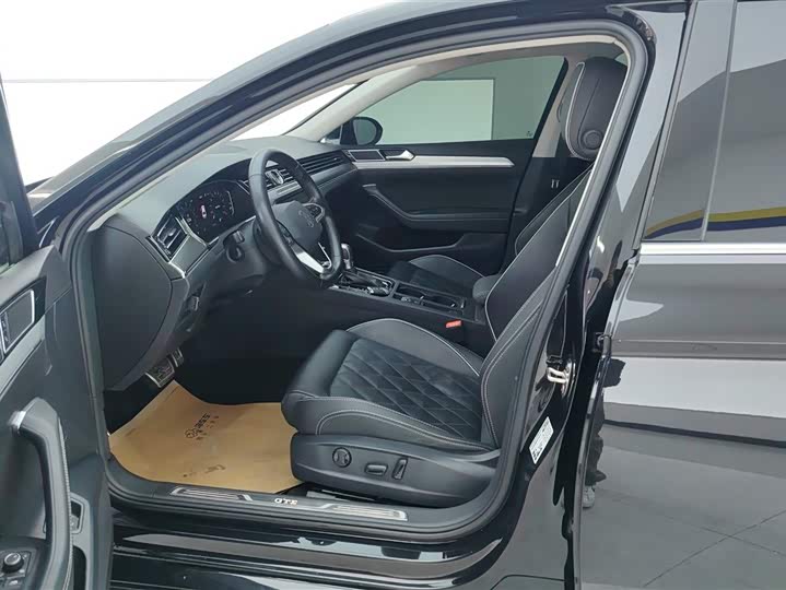 Фото 9 - Volkswagen Magotan GTE Hybrid