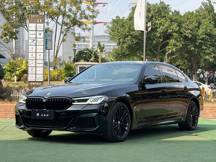 Фото 1 - BMW 5 Series