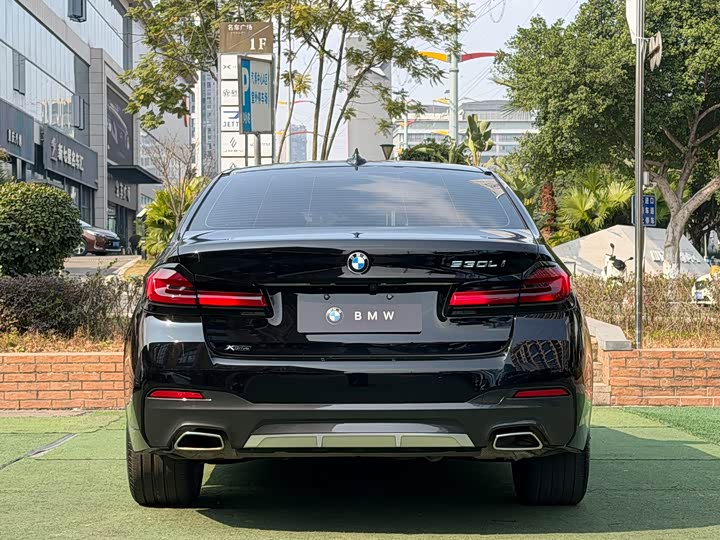 Фото 4 - BMW 5 Series