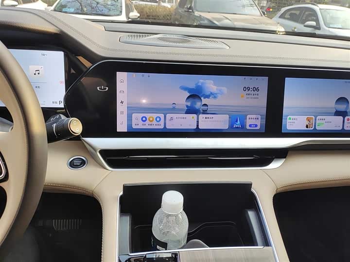 Photo 6 - Geely Monjaro