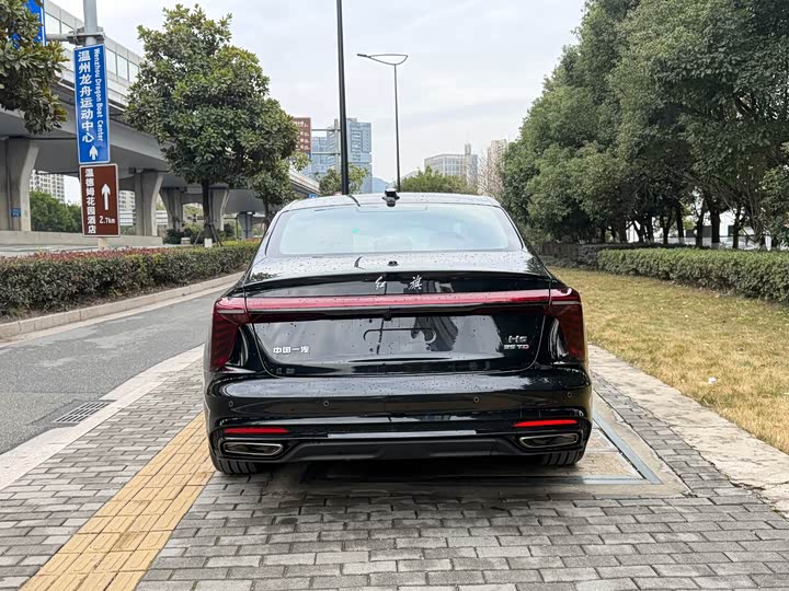 Фото 5 - Hongqi H5