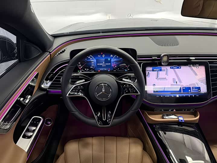 Фото 8 - Mercedes-Benz E-Class