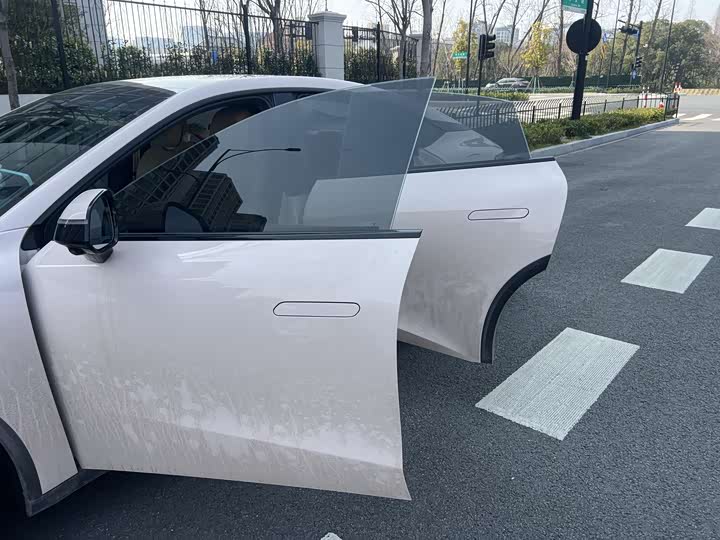 Фото 8 - BAIC Arcfox Alpha S5